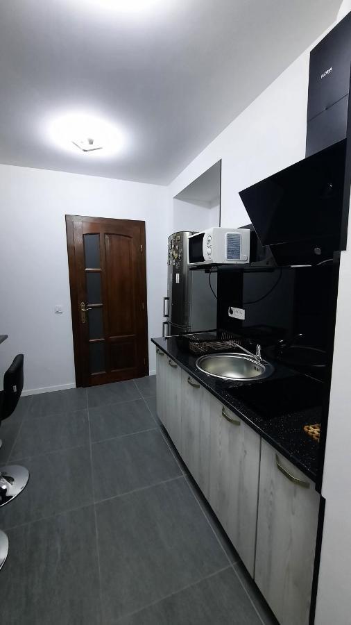 House Side By Side Apartment บราชอฟ ภายนอก รูปภาพ
