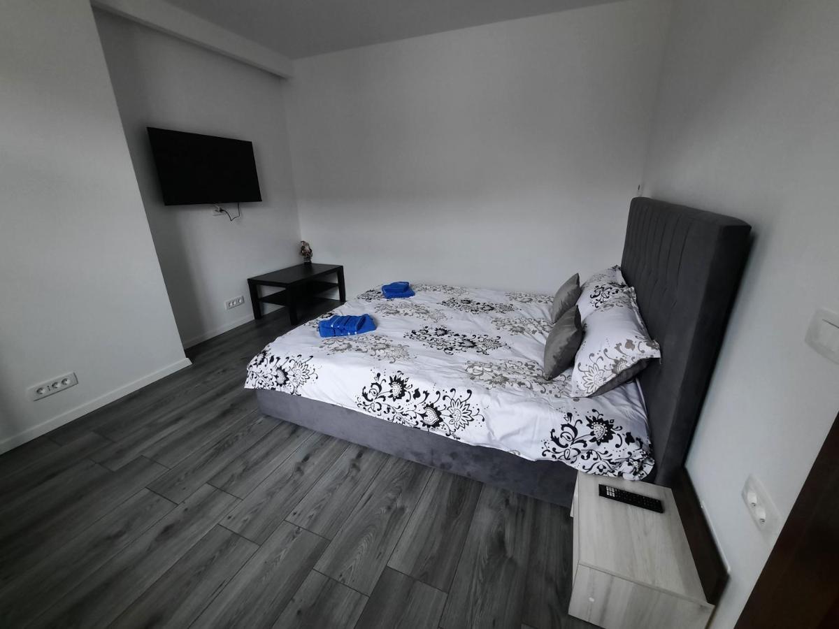 House Side By Side Apartment บราชอฟ ภายนอก รูปภาพ